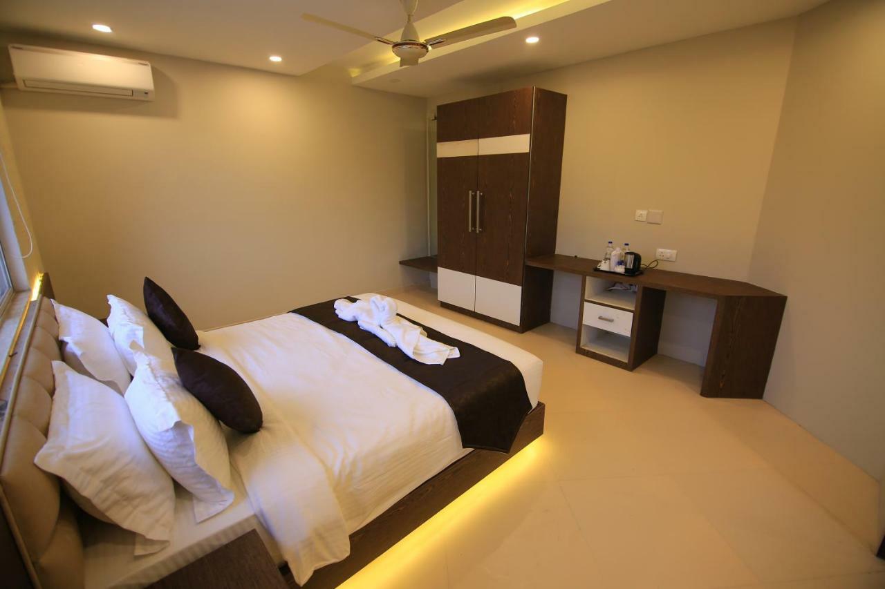 Hotel Le Sapphire Sultan Bathery Ngoại thất bức ảnh